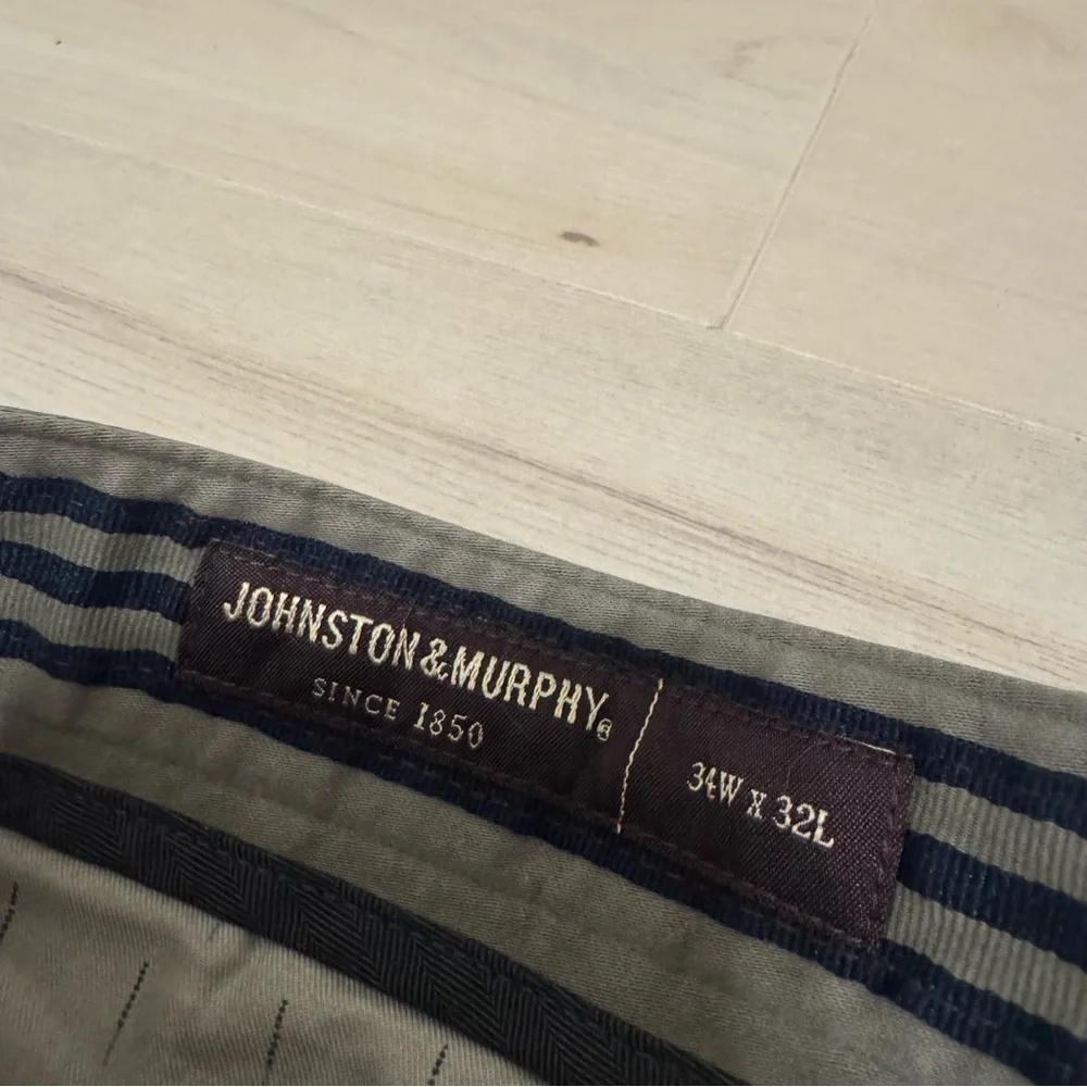 Johnston & Murphy Men's Washed Chinos - Picture 6 of 8